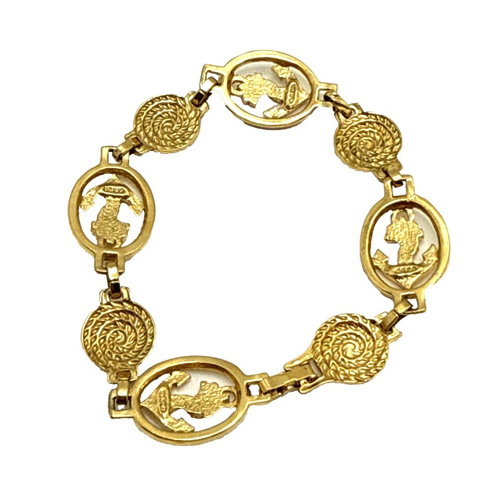 Vintage Avon Ships and Rope Twist Link Bracelet Gold Tone Nautical 8.5” 1994 - Picture 4 of 8